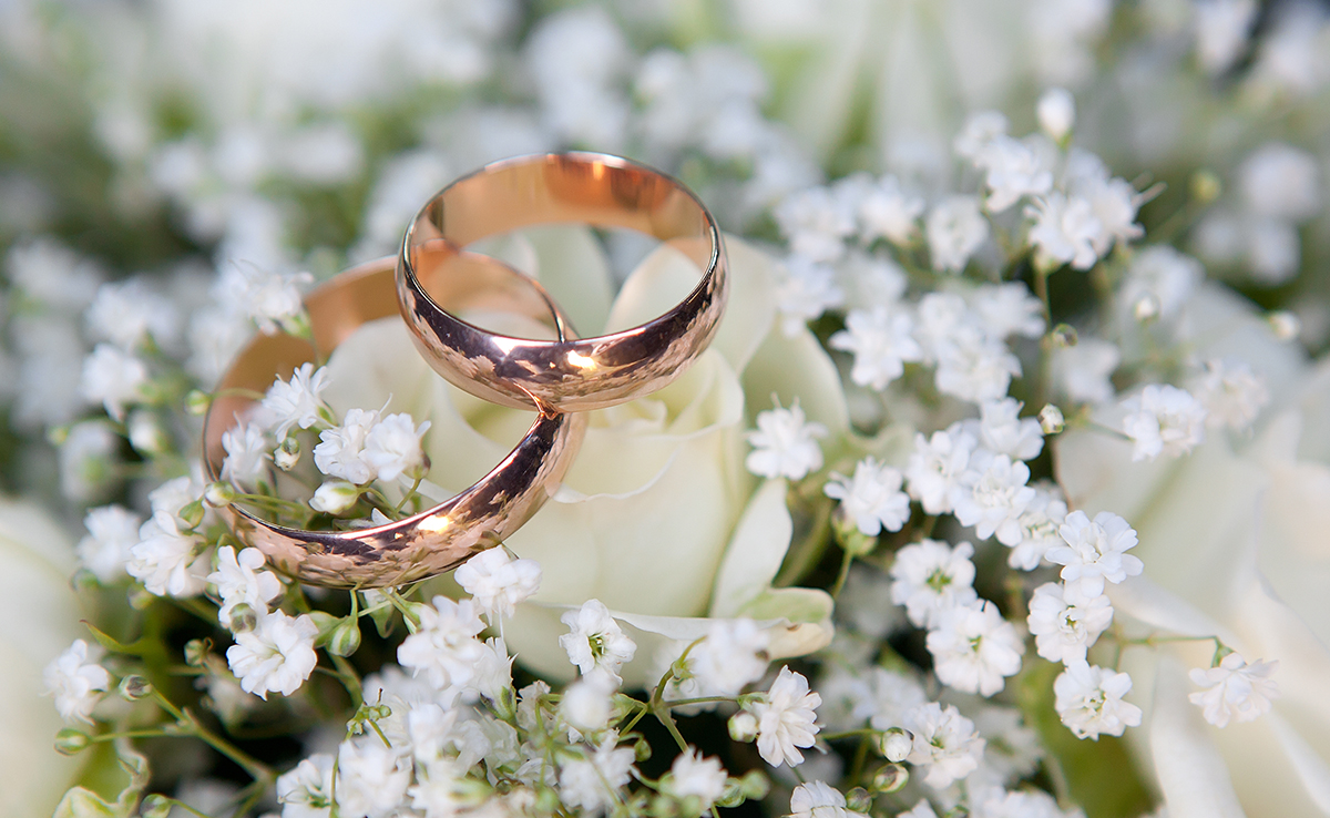 Les alliances de mariage : histoire et tradition