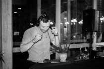 British DJ in France