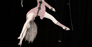 Laetitia R. Artiste cirque