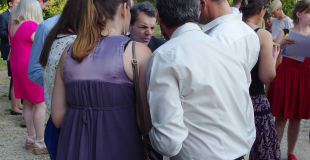 Tout le monde cherche