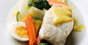 Plat cuisiné : Aïoli Traiteur Girard.